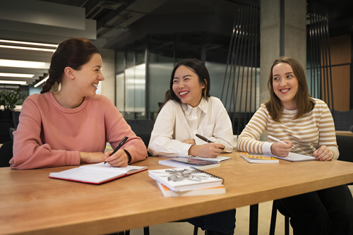 Choosing the Right French Language Classes for Your Goals